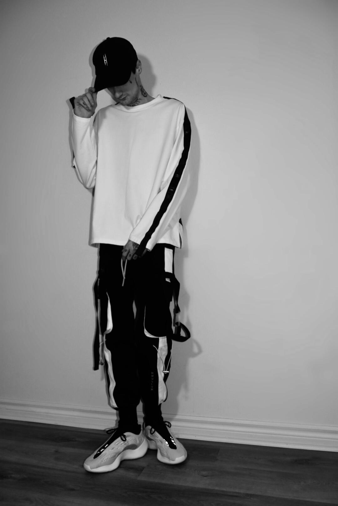 Jay Honest Home Portrait 7
